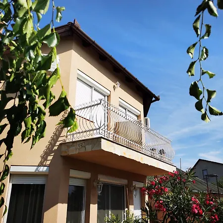 Apartment Enci *
